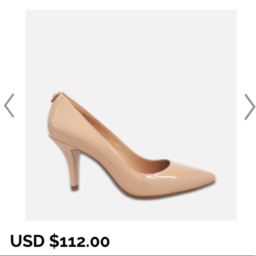 Nude Michael Kors pump NWT